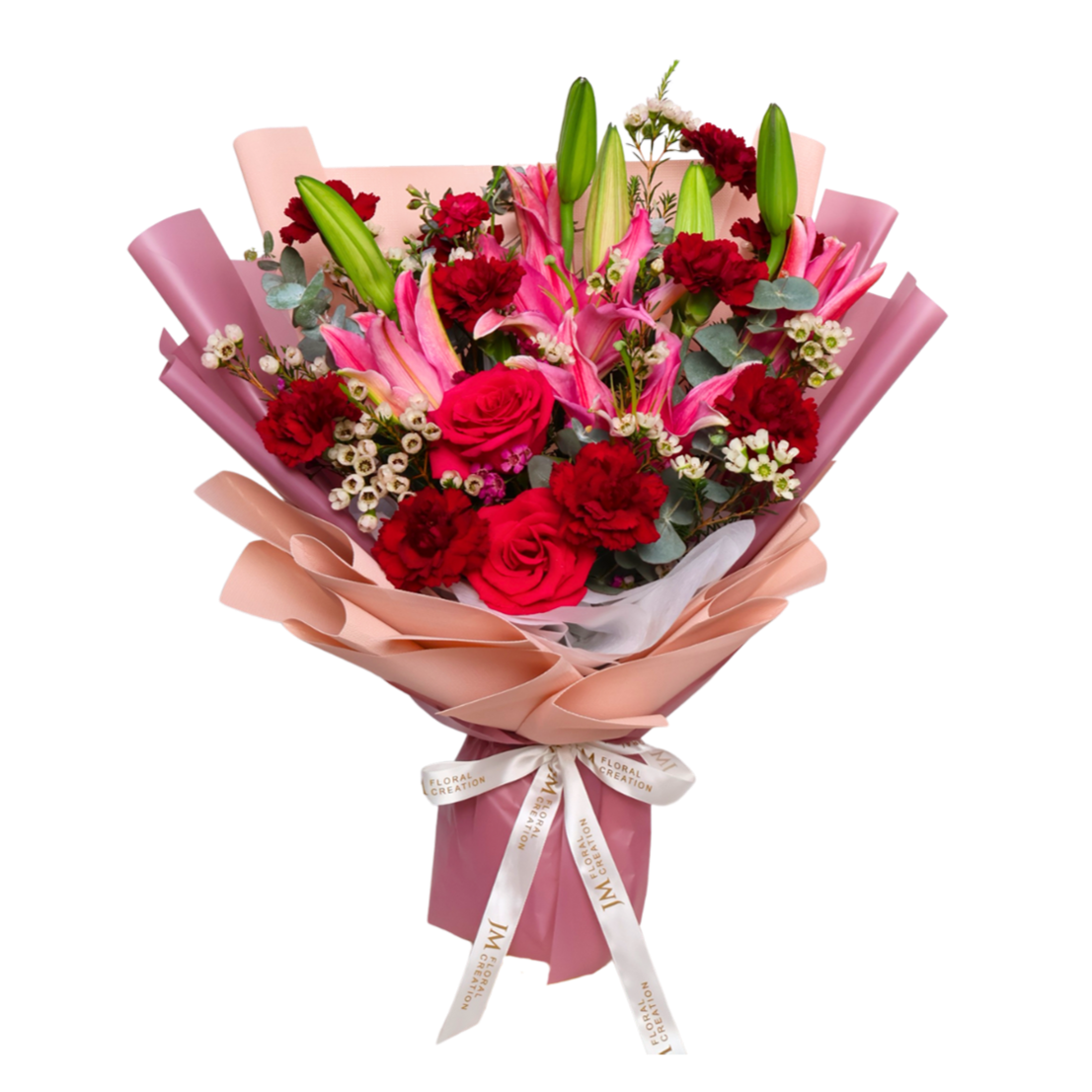 Floral bouquet with red and pink garden roses.