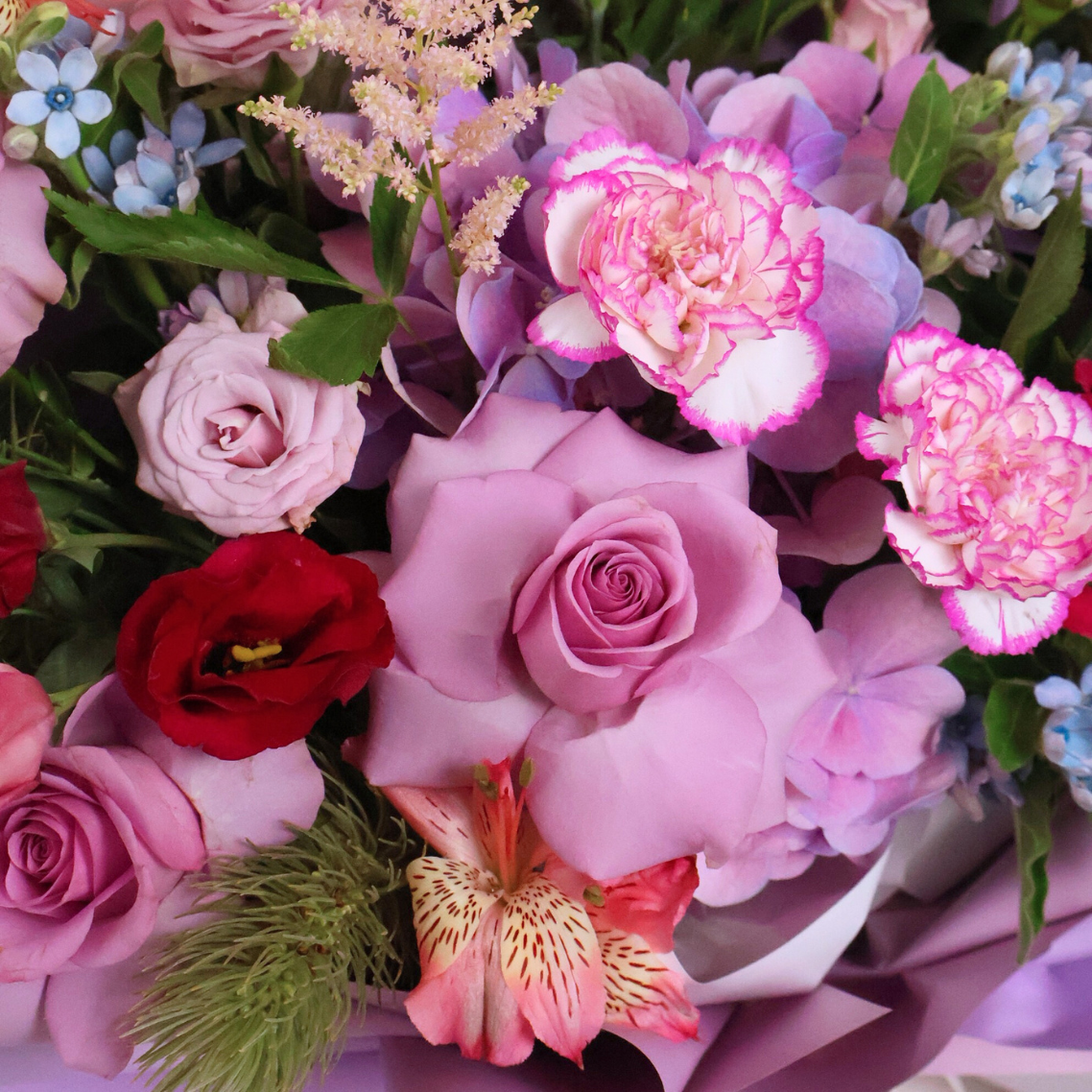 Colette (10 Roses, 1 Hydrangea ) - Flower Bouquet