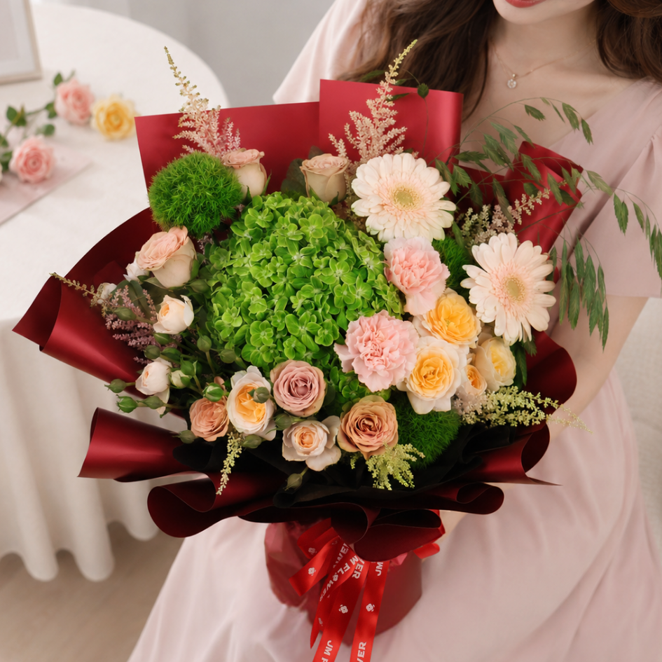 Danica (Hydrangea, Roses, Astilbe) - Flower Bouquet