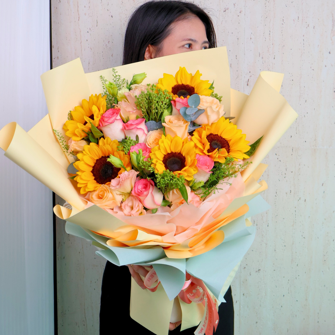 Guinevere (12 Roses, 5 Sunflower) - Flower Bouquet