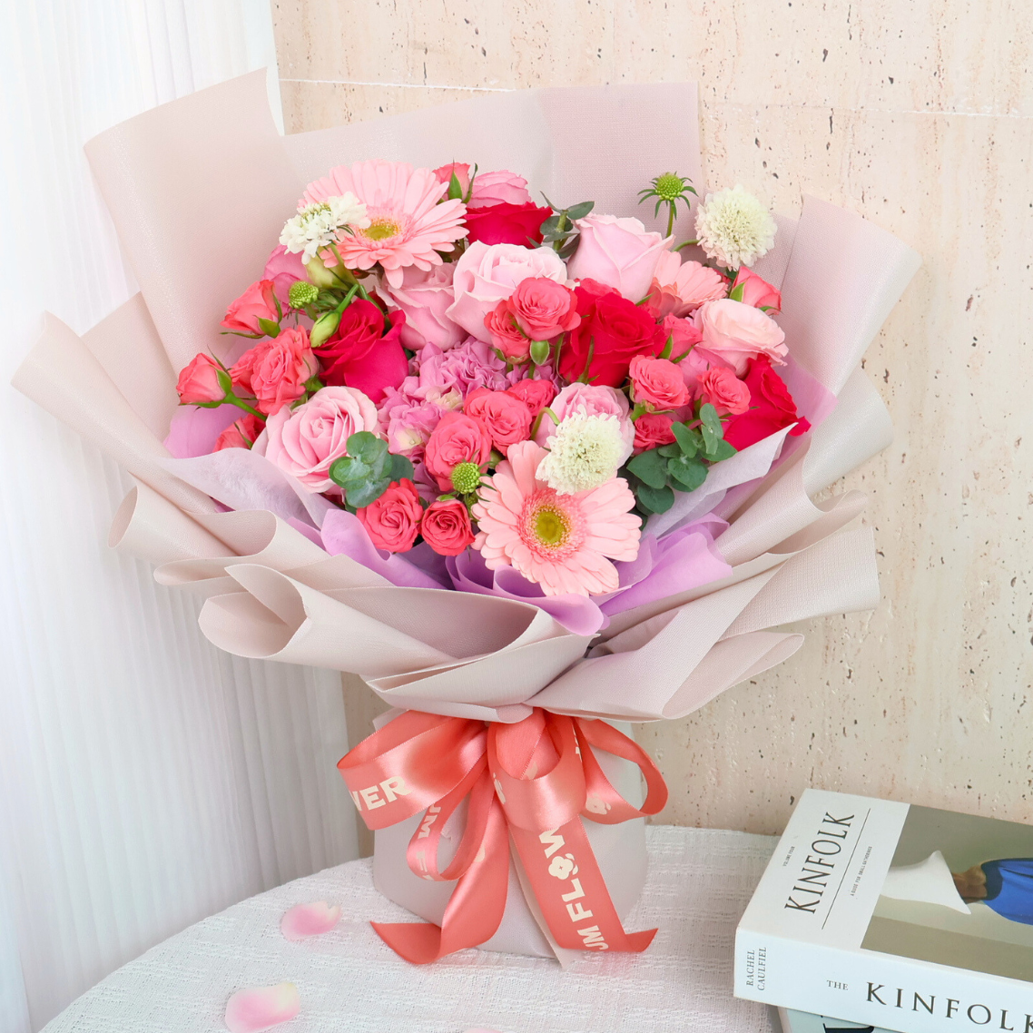 Gwendolyn (15 Roses, 1 Hydrangea) - Flower Bouquet