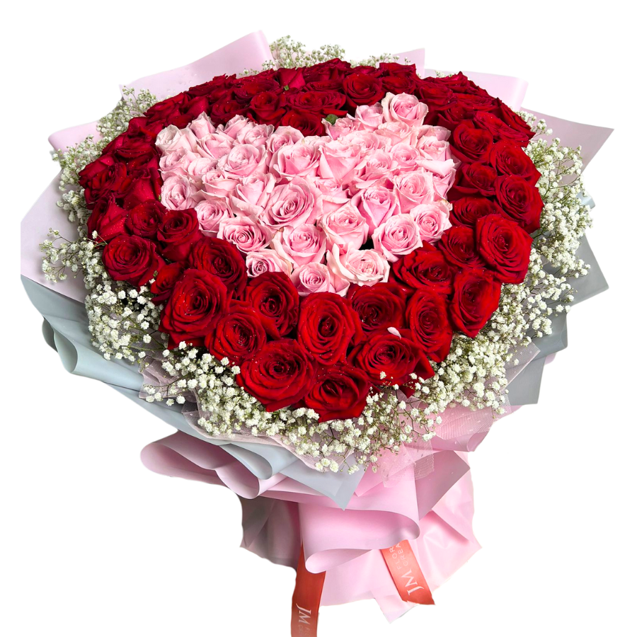 Red and pink flower bouquet with garden roses.