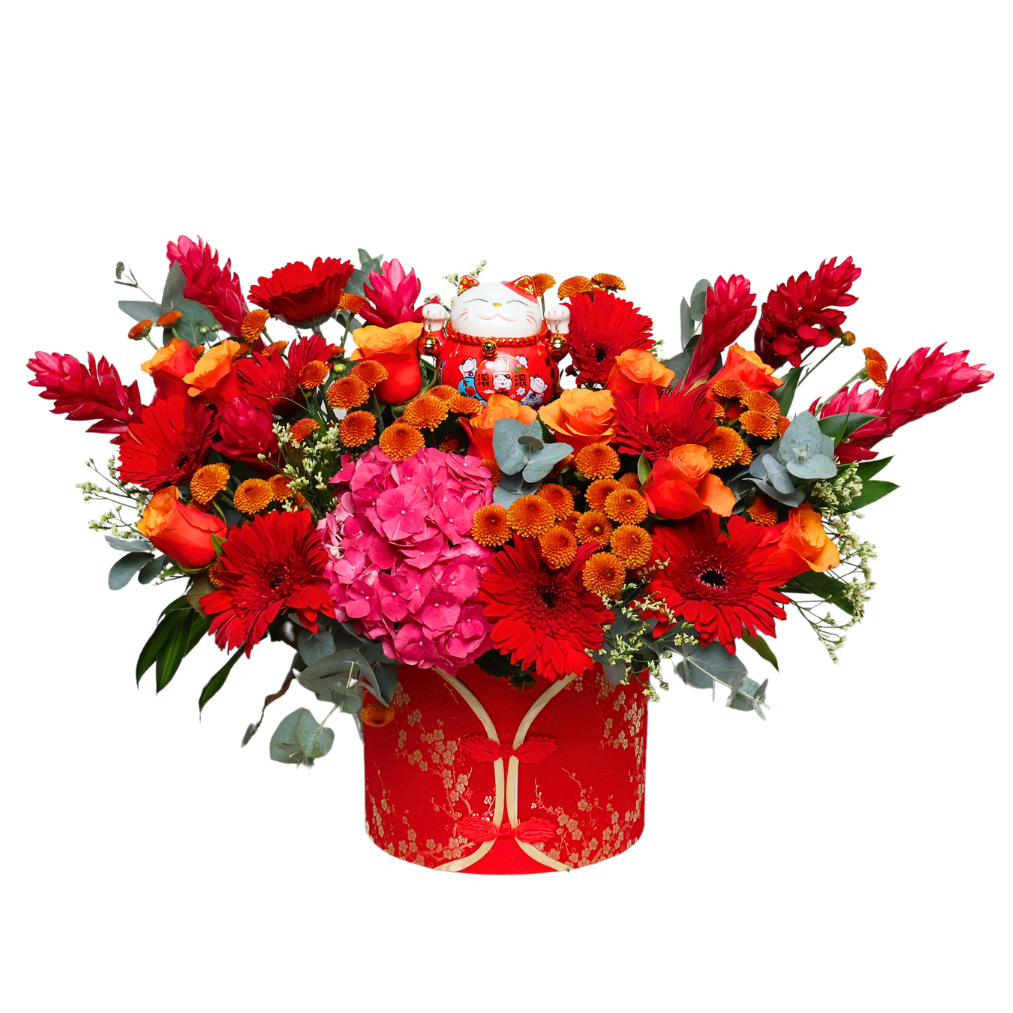 Red flower bouquet in vase.