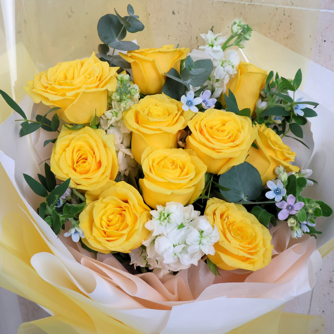 Miyo (10 Roses) - Flower Bouquet