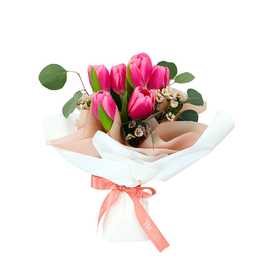 Pink tulip flower bouquet by FLORAL JM CREATION.