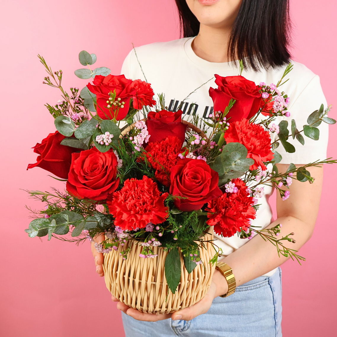 Rouge Radiance (6 Roses, 6 Carnations)