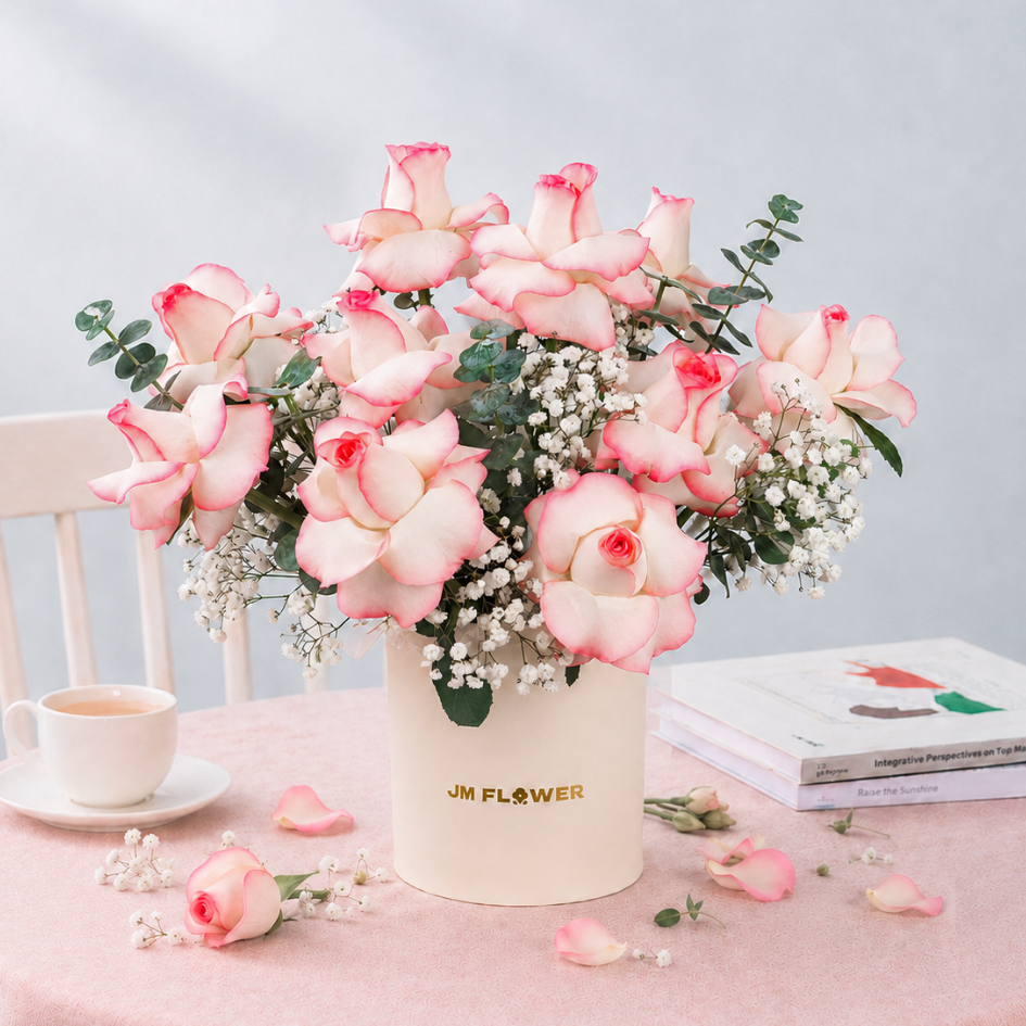 Vera (10 Roses) - Reflexed Rose Flower Box