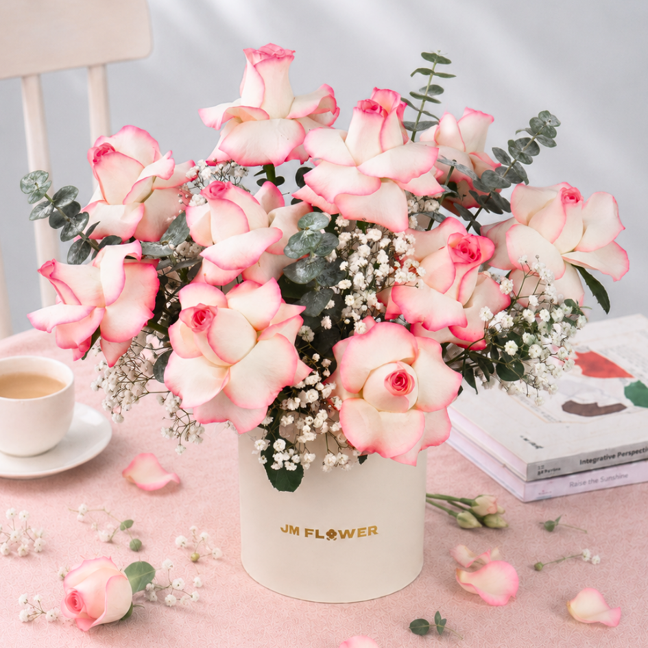 Vera (10 Roses) - Reflexed Rose Flower Box