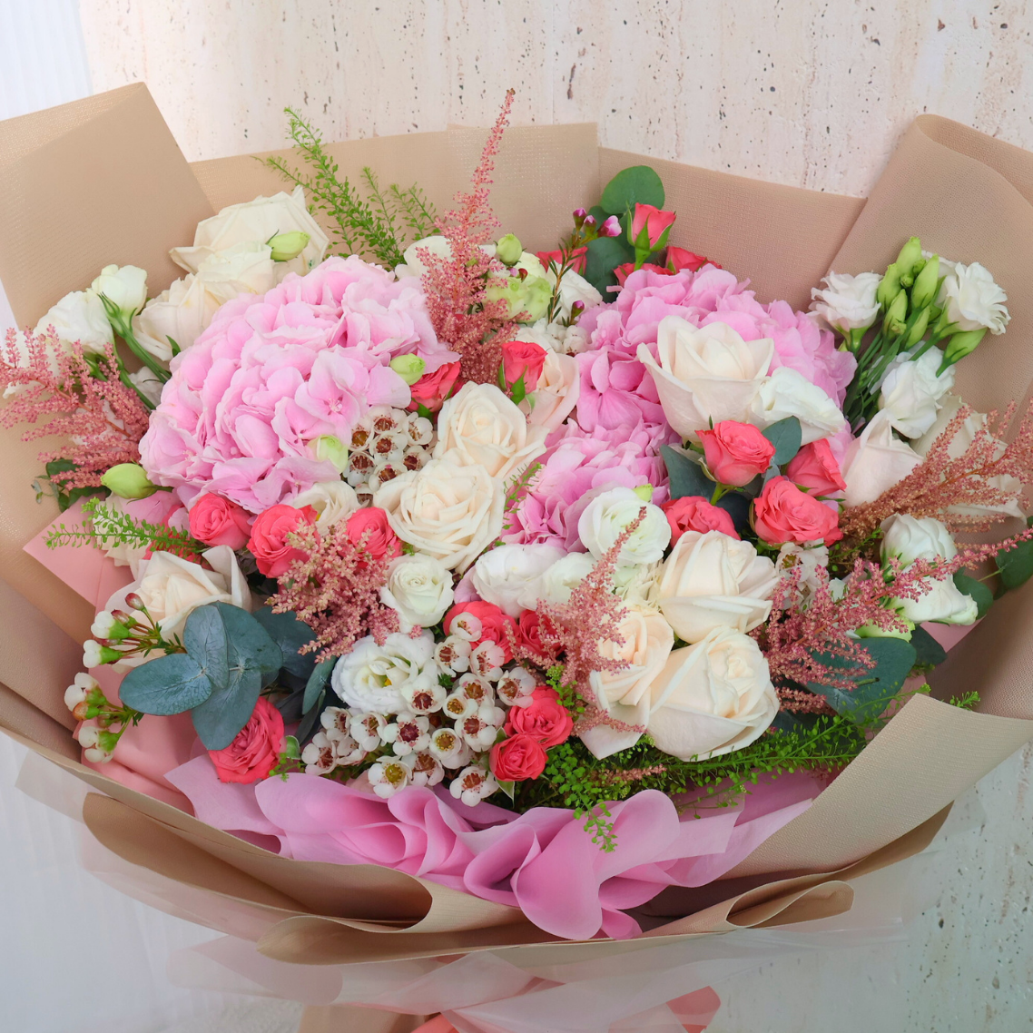 Winslette (3 Hydrangeas, 10 Roses) - Luxe Giant Bouquet