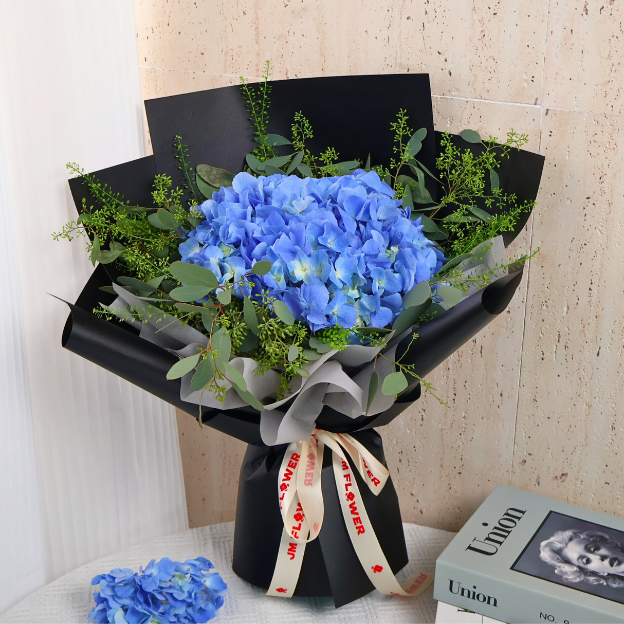 Blue flower bouquet for creative gift.