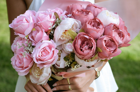 The Language of Flowers: What Your Graduation Bouquet Really Means