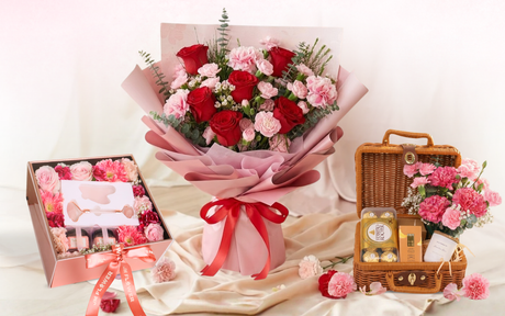 6 Thoughtful Gift Ideas to Pair with Mother’s Day Flowers