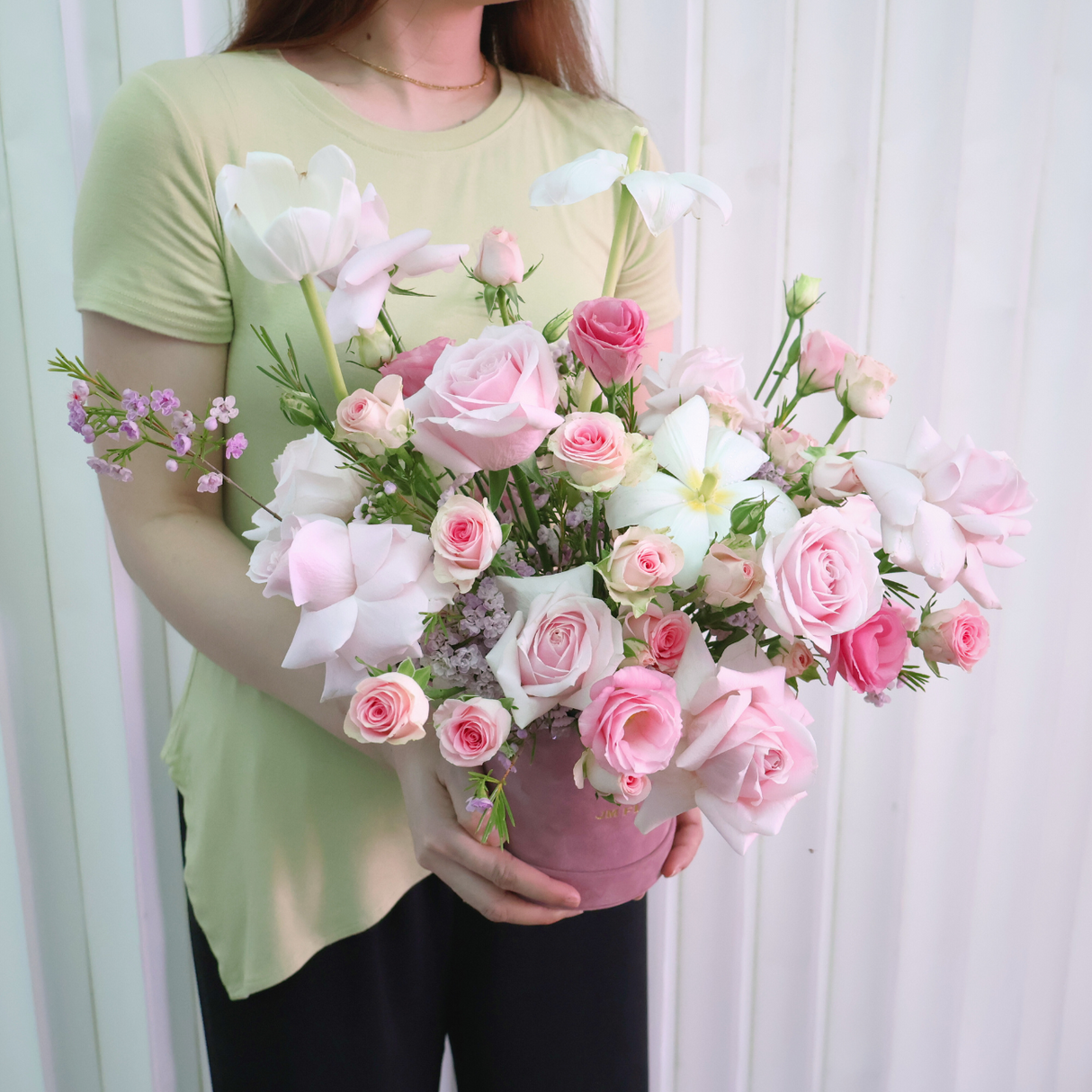 Pink Elegance (8 Roses, 3 Rose Spray, 3 Eustoma) - Table Flower Arrangement