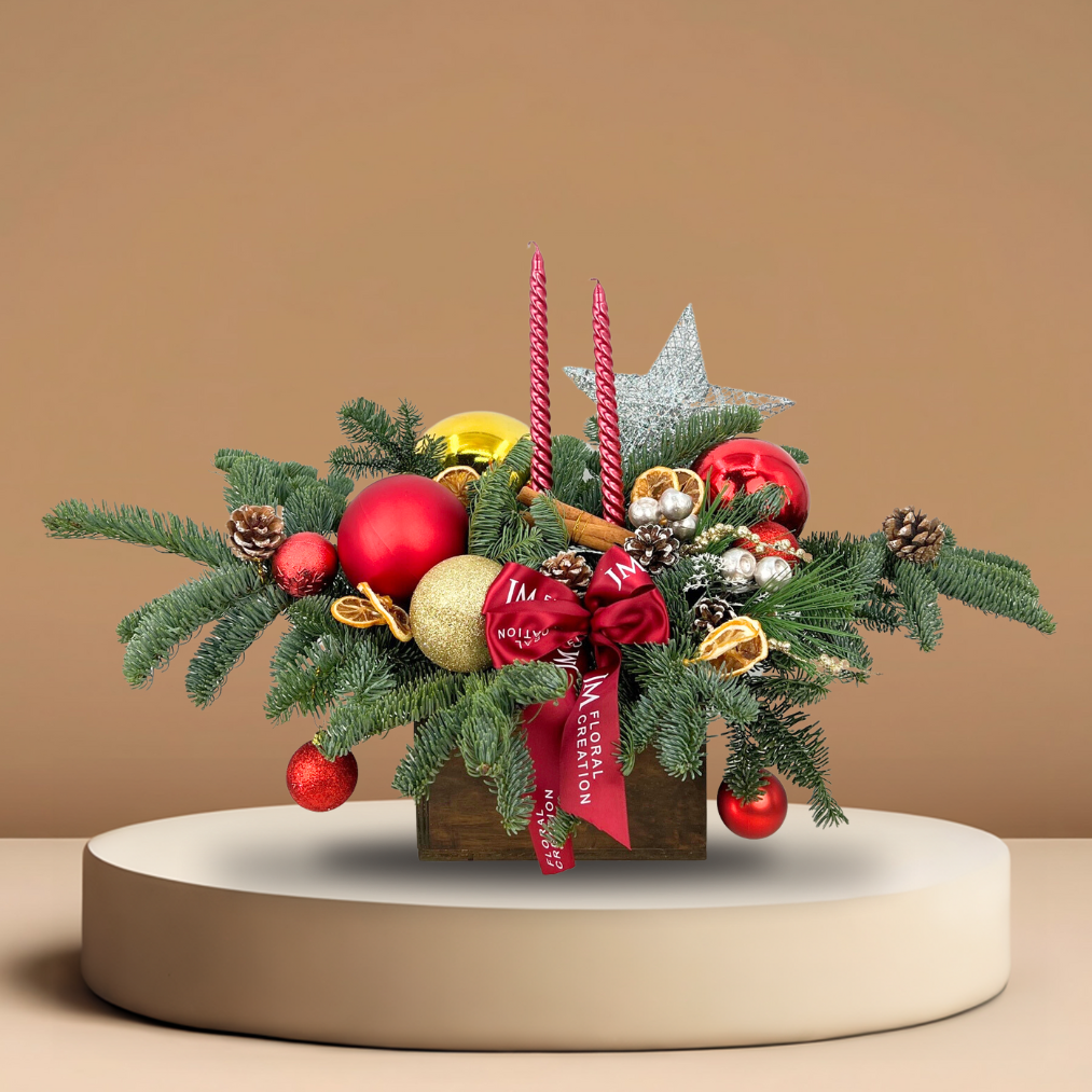 Santa Wonderland - Christmas Arrangement