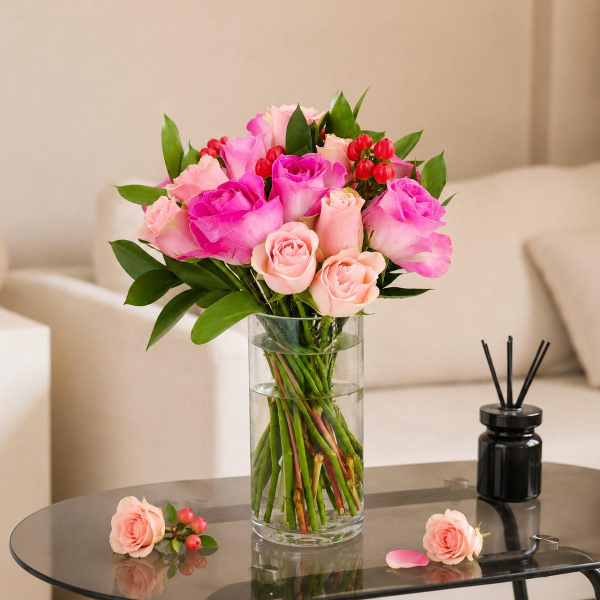 Julieta (20 Roses) - Vase Arrangement