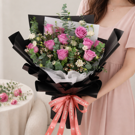 Clarabelle (10 Roses) - Flower Bouquet