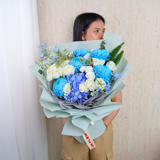 Cyanella (10 Roses, 1 Hydrangea) - Luxe Giant Bouquet