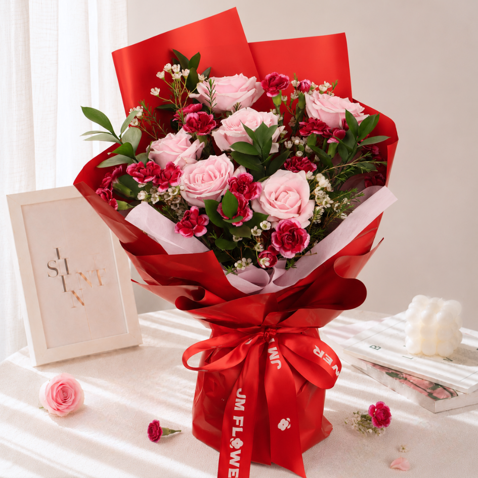 Eugenie (6 Roses) - Flower Bouquet