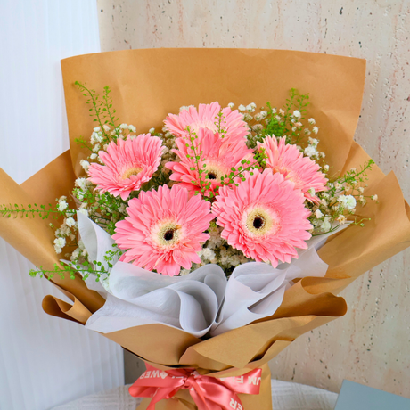 Gisele (6 Gerbera) - Flower Bouquet