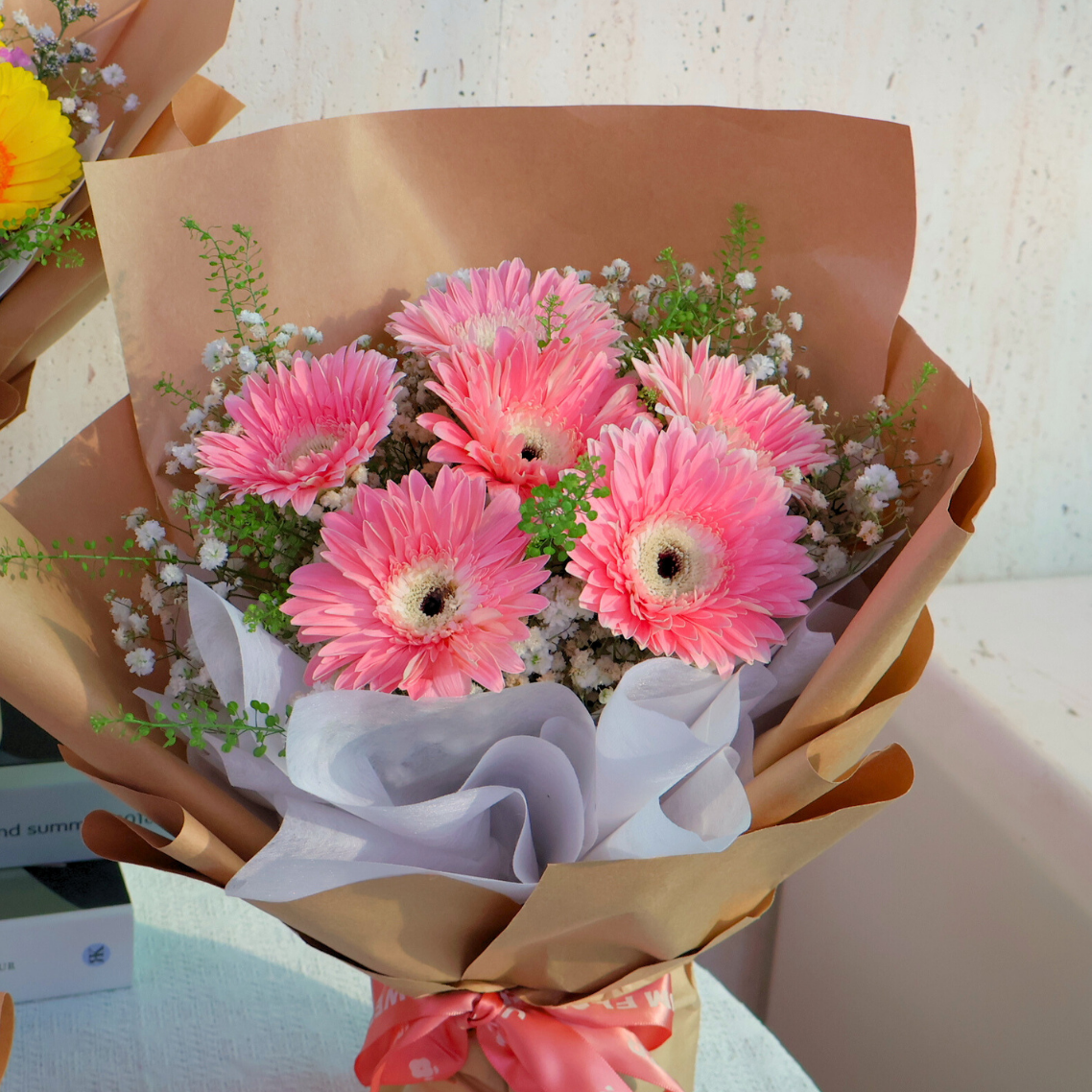 Gisele (6 Gerbera) - Flower Bouquet