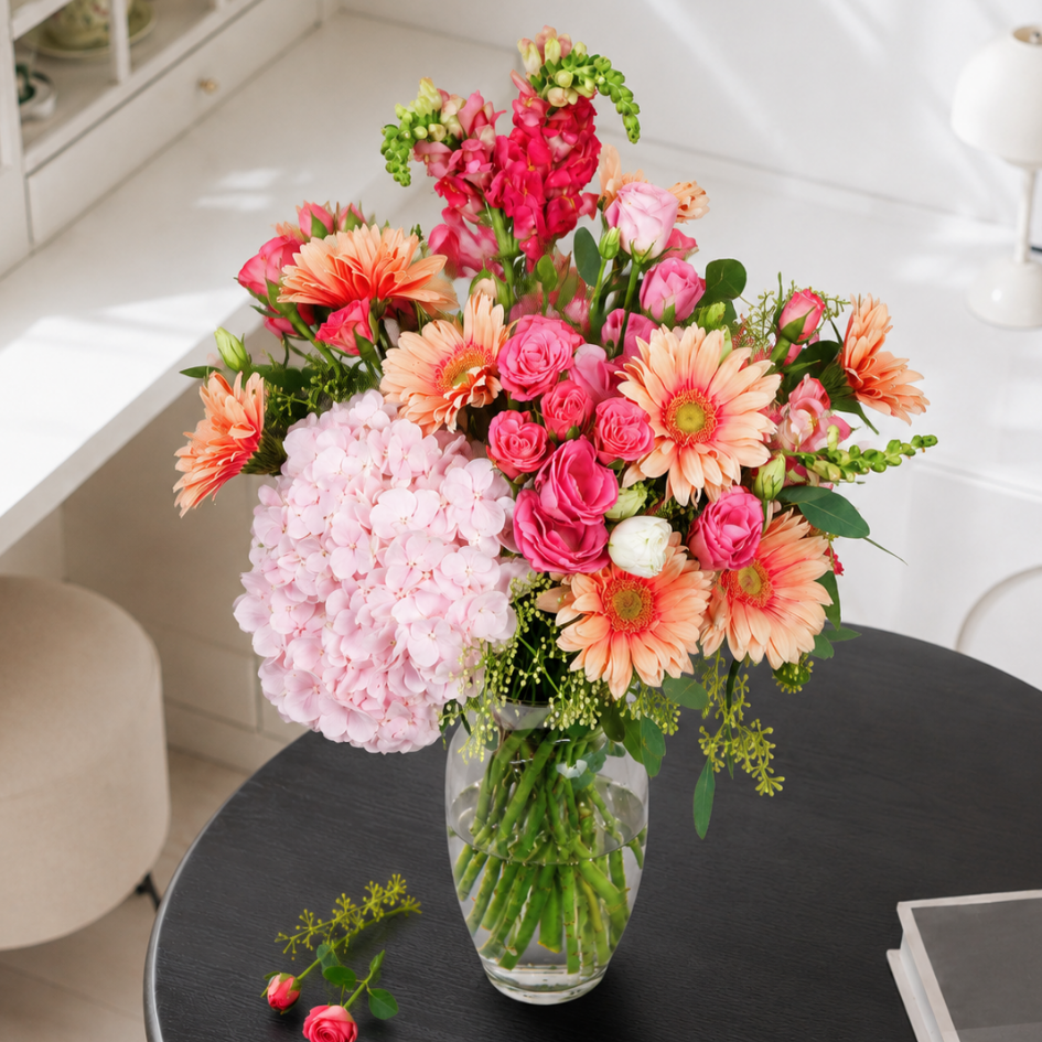 Hana (8 Gerberas, 1 Hydrangea) - Vase Arrangement