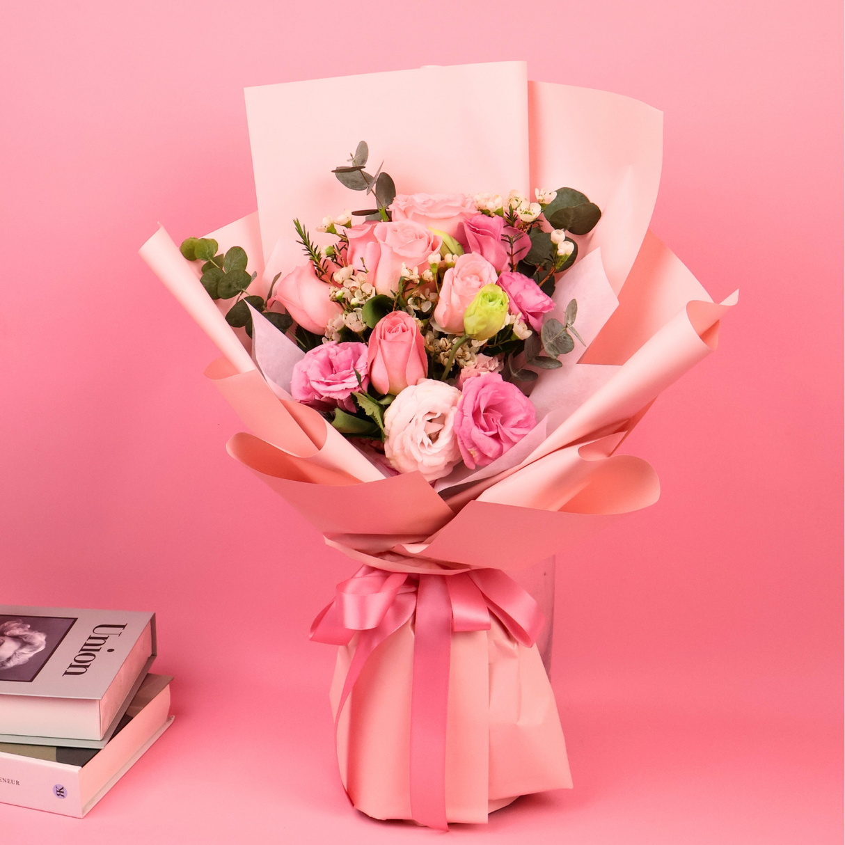 Heartthrob Blooms (6 Roses) - Flower Bouquet