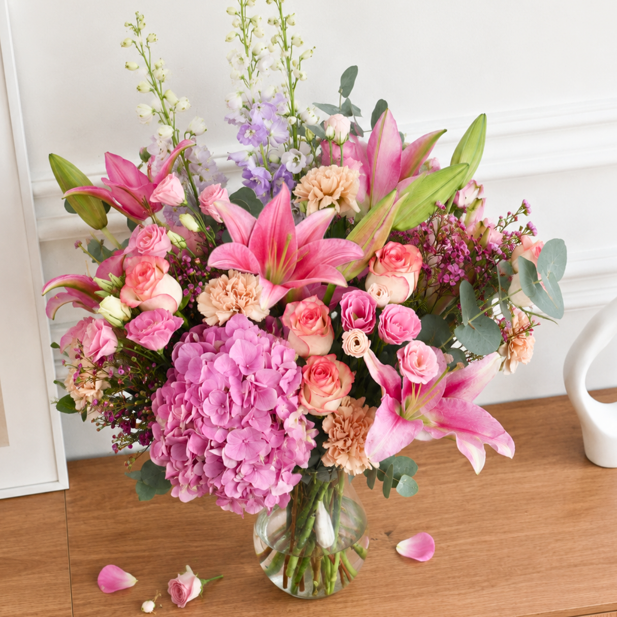Hera (5 Roses, 5 Lilies ) - Vase Arrangement