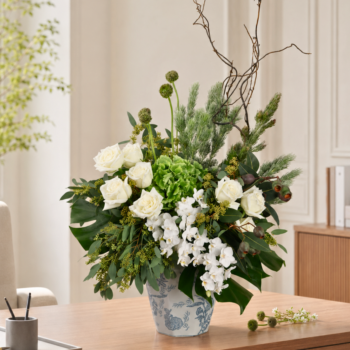 Kyra (1 Hydrangea, 8 Roses) - Vase Arrangement