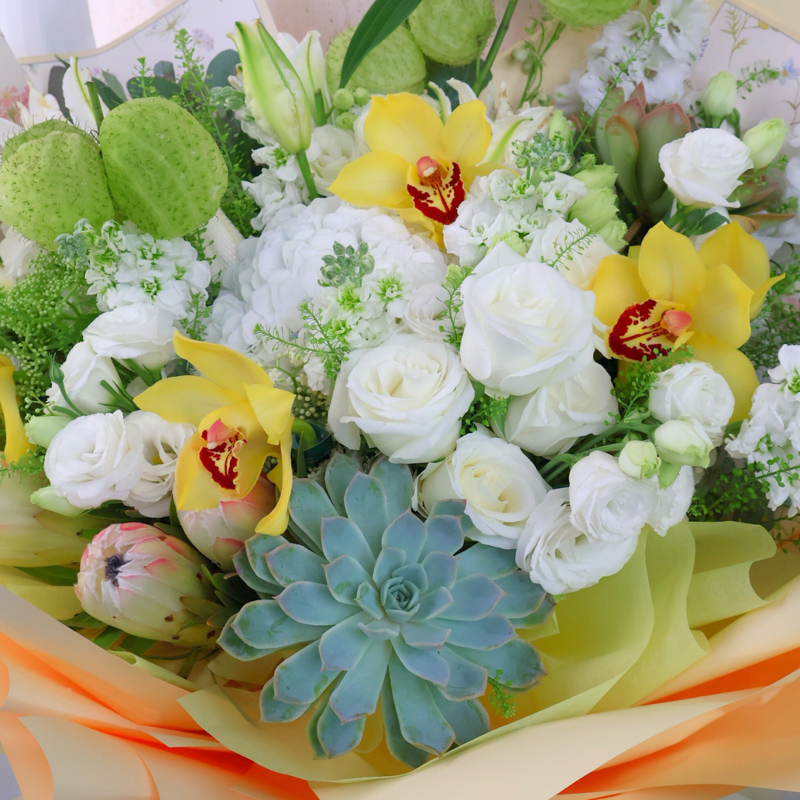 Luba (5 Roses, 3 Protea, Lilies) - Luxe Giant Bouquet