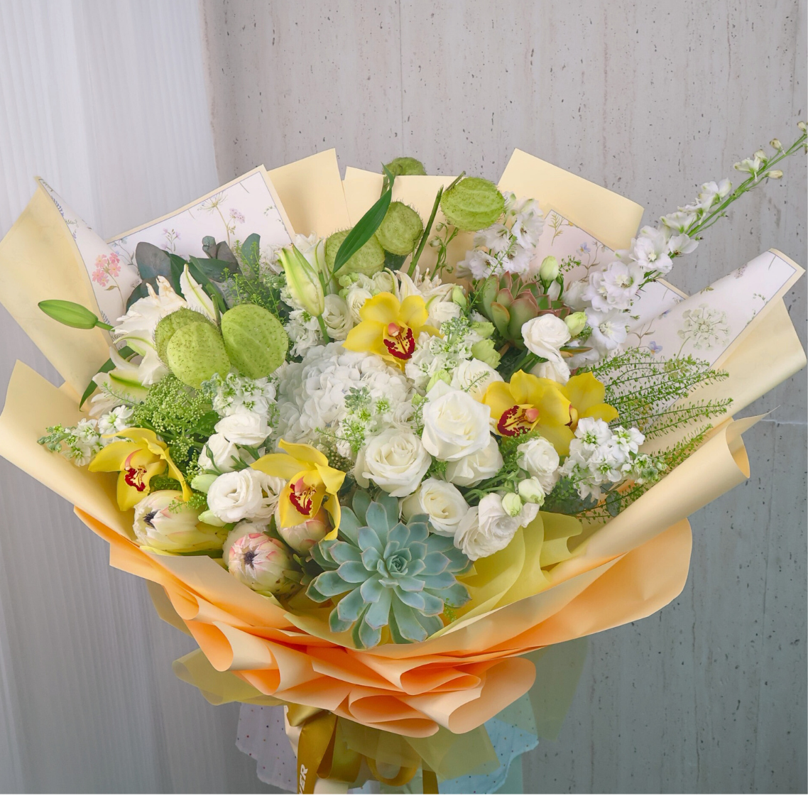 Luba (5 Roses, 3 Protea, Lilies) - Luxe Giant Bouquet