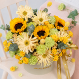 Luna (Sunflowers, Carnations) - Flower Box