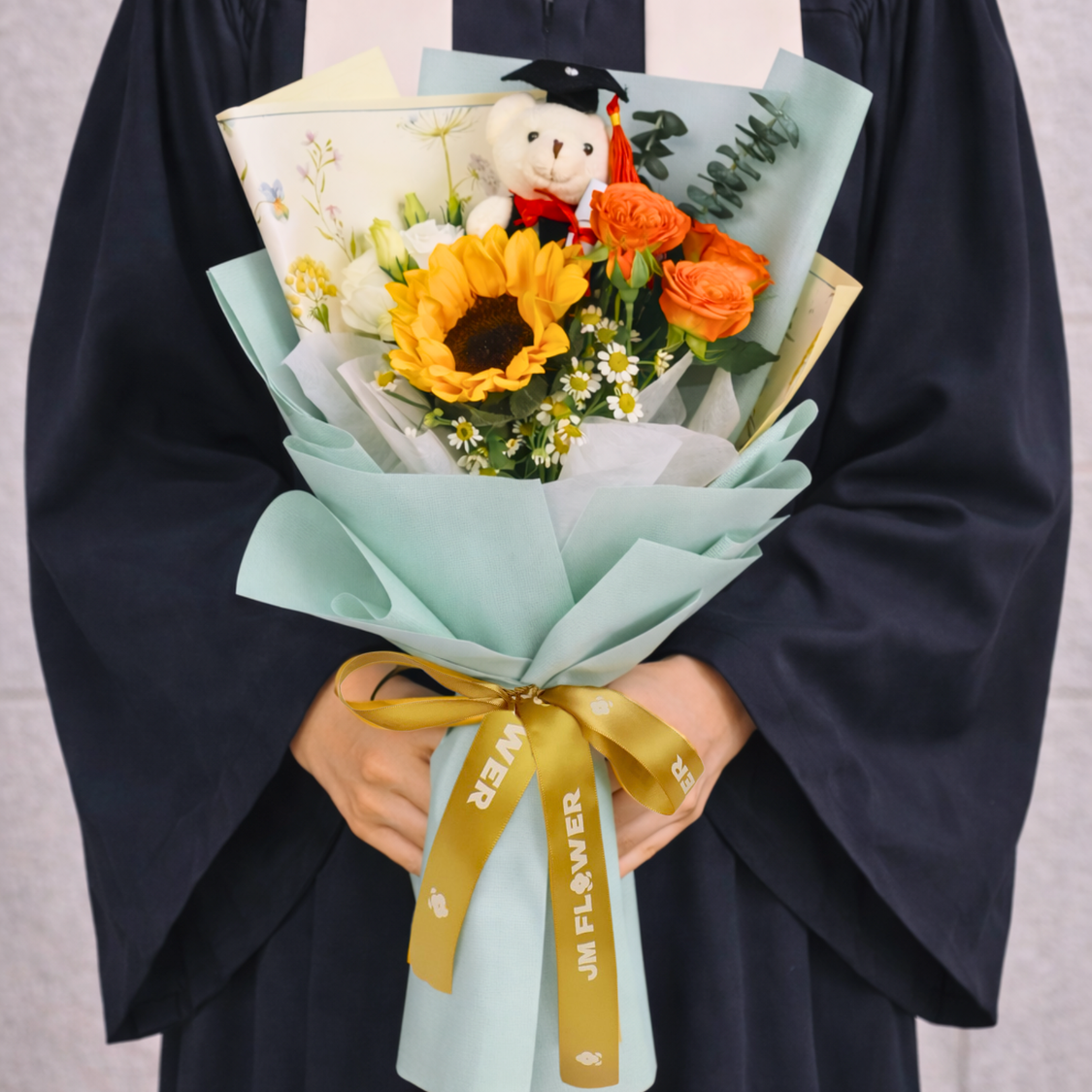 Graduation & Convocation Flower Bouquets | JM Flower