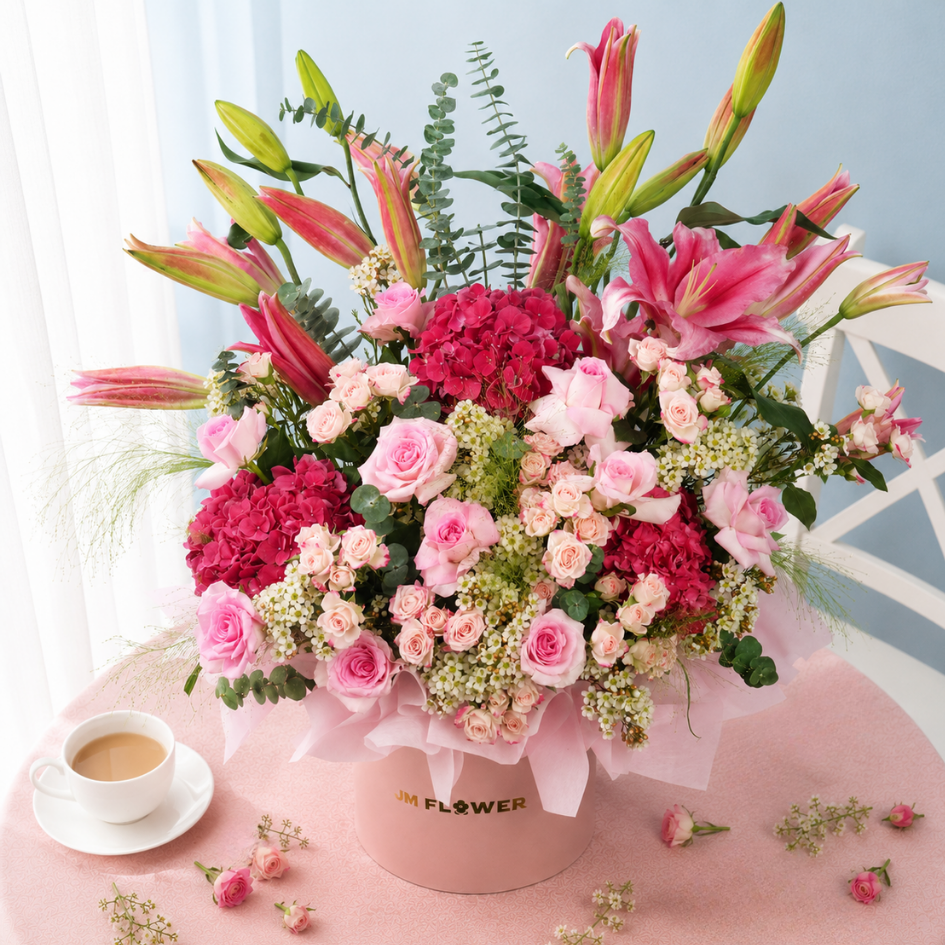 Yvette - Luxe Flower Box
