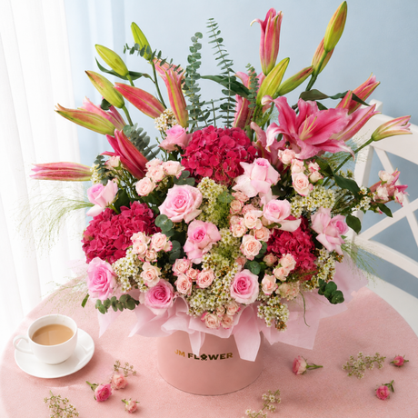 Yvette - Luxe Flower Box