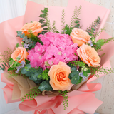Zella (1 Hydrangea, 5 Roses) - Flower Bouquet
