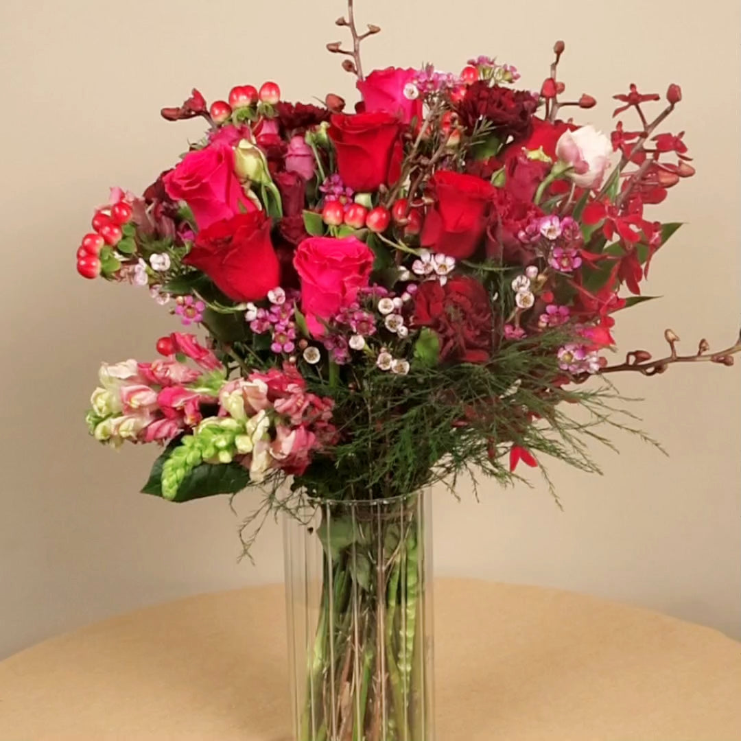 Ruby Kisses - PetalBox Luxe Bouquet